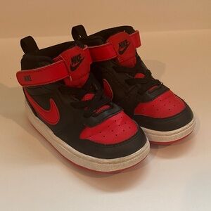 Nike Kids Black and Red Sneakers